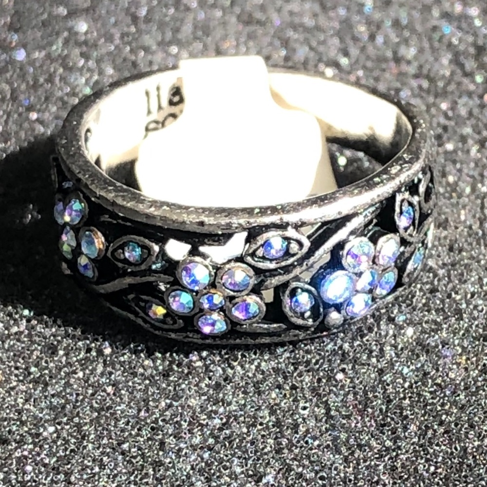 Lia Sophia: Garden Party Ring size 8